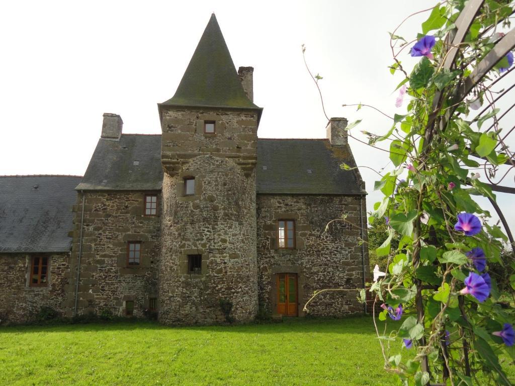 Bed and Breakfast Manoir De La Branche Maen Roch Exterior foto