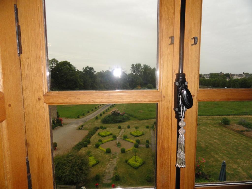 Bed and Breakfast Manoir De La Branche Maen Roch Exterior foto