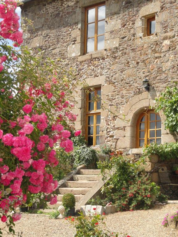 Bed and Breakfast Manoir De La Branche Maen Roch Exterior foto
