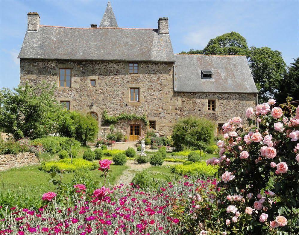 Bed and Breakfast Manoir De La Branche Maen Roch Exterior foto