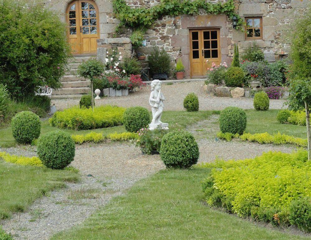 Bed and Breakfast Manoir De La Branche Maen Roch Exterior foto