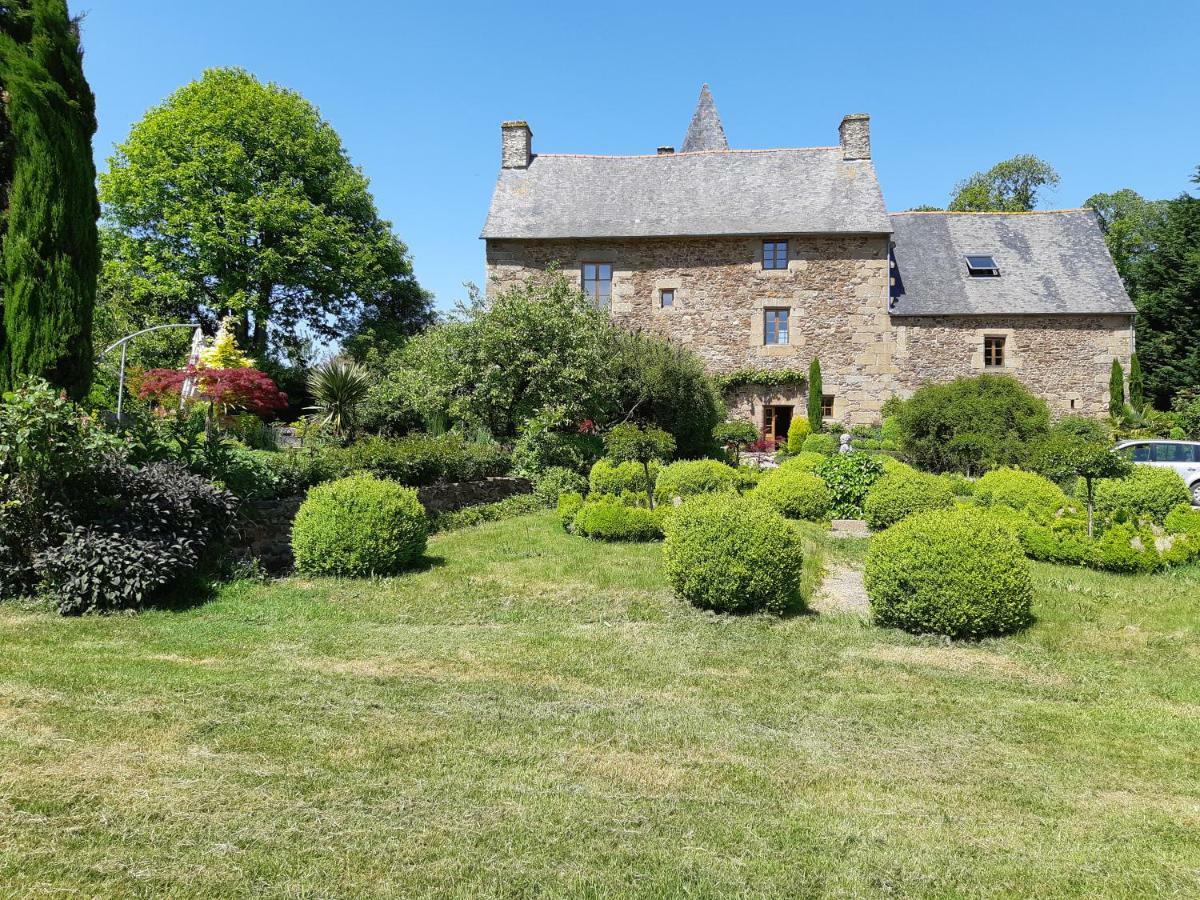 Bed and Breakfast Manoir De La Branche Maen Roch Exterior foto